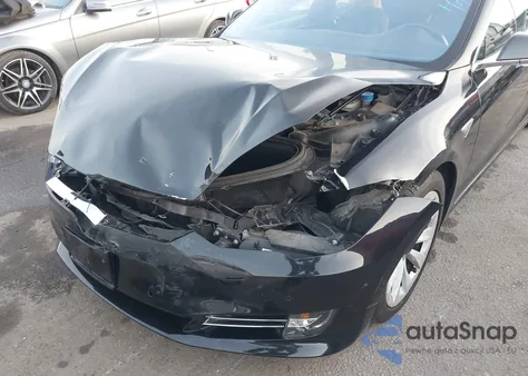 2016 Tesla Model S 60D/70D/75D/85D/90D из США, поврежденный, VIN 5YJSA1E26GF156108